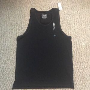 NWT men’s tank